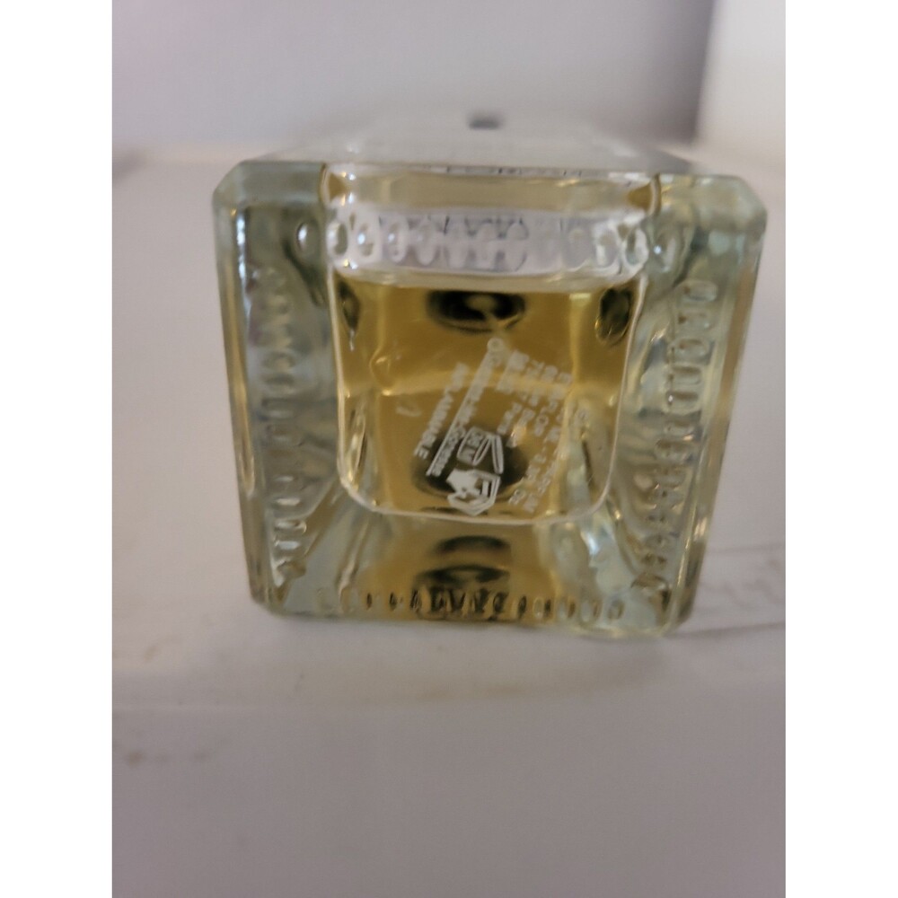 Perfume - Picture 3 of 4